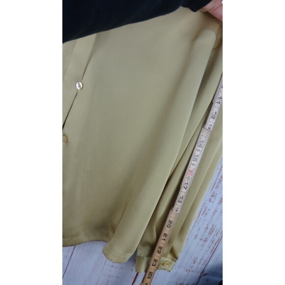 Chaus & Co Button Up Shirt Womens Large Blouse Gold Long Sleeve Silky VTG - Picture 3 of 11